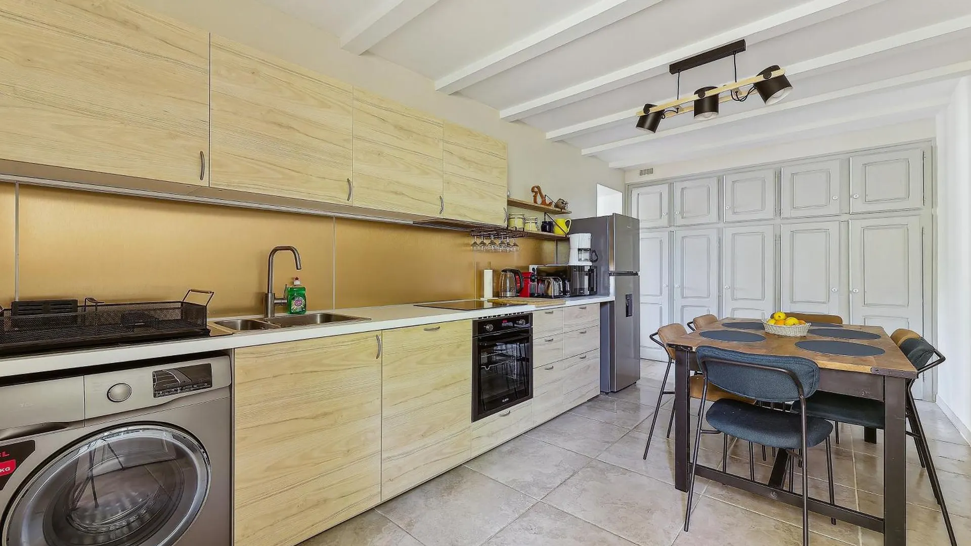 Holiday home Charmante Maison Sur Marseille